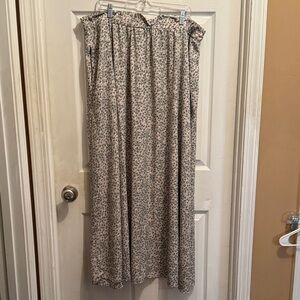 SHEIN Floral Maxi Skirt in Cream and Pink